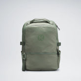 New Crew Backpack 22L - Grey Eucalyptus
