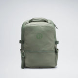 New Crew Backpack 22L - Grey Eucalyptus