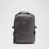 New Crew Backpack 22L - Traverse Grey