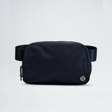 Lululemon Everywhere Belt Bag 1L - True Navy