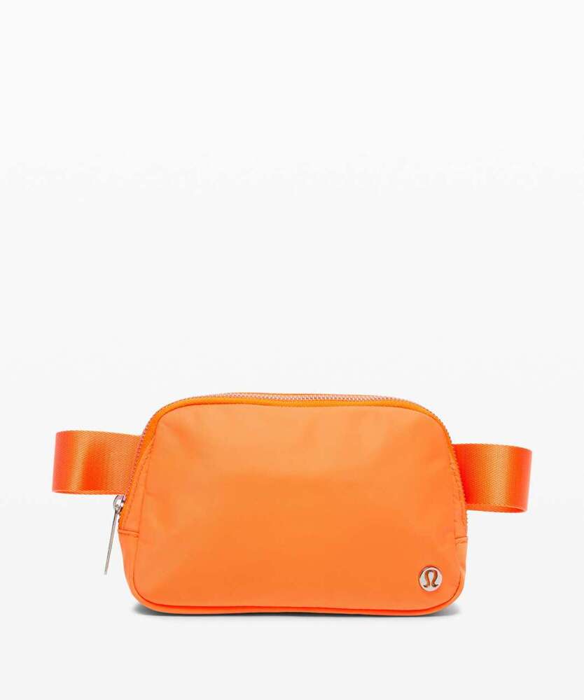 Lululemon Everywhere Belt Bag 1L - Orange